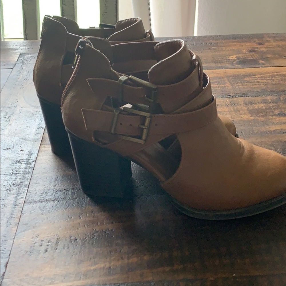 Women’s heels